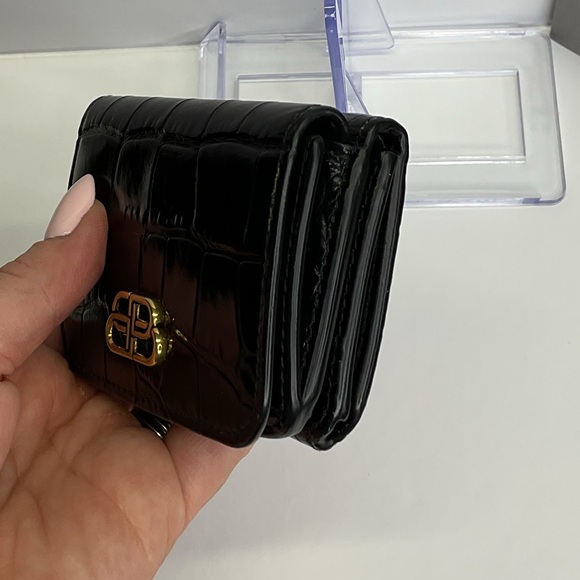 Balenciaga Compact, Black Leather Wallet Authentic - EUC - Picture 10 of 12